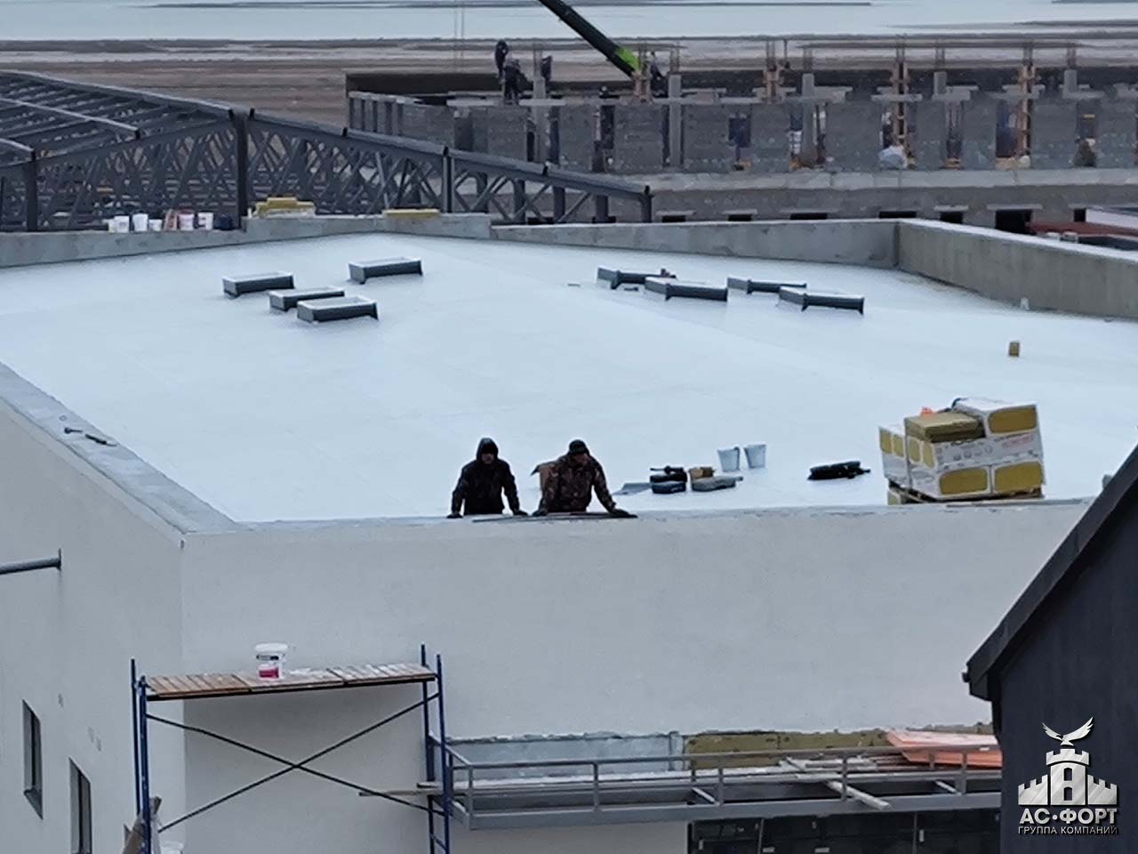    ,   -  5